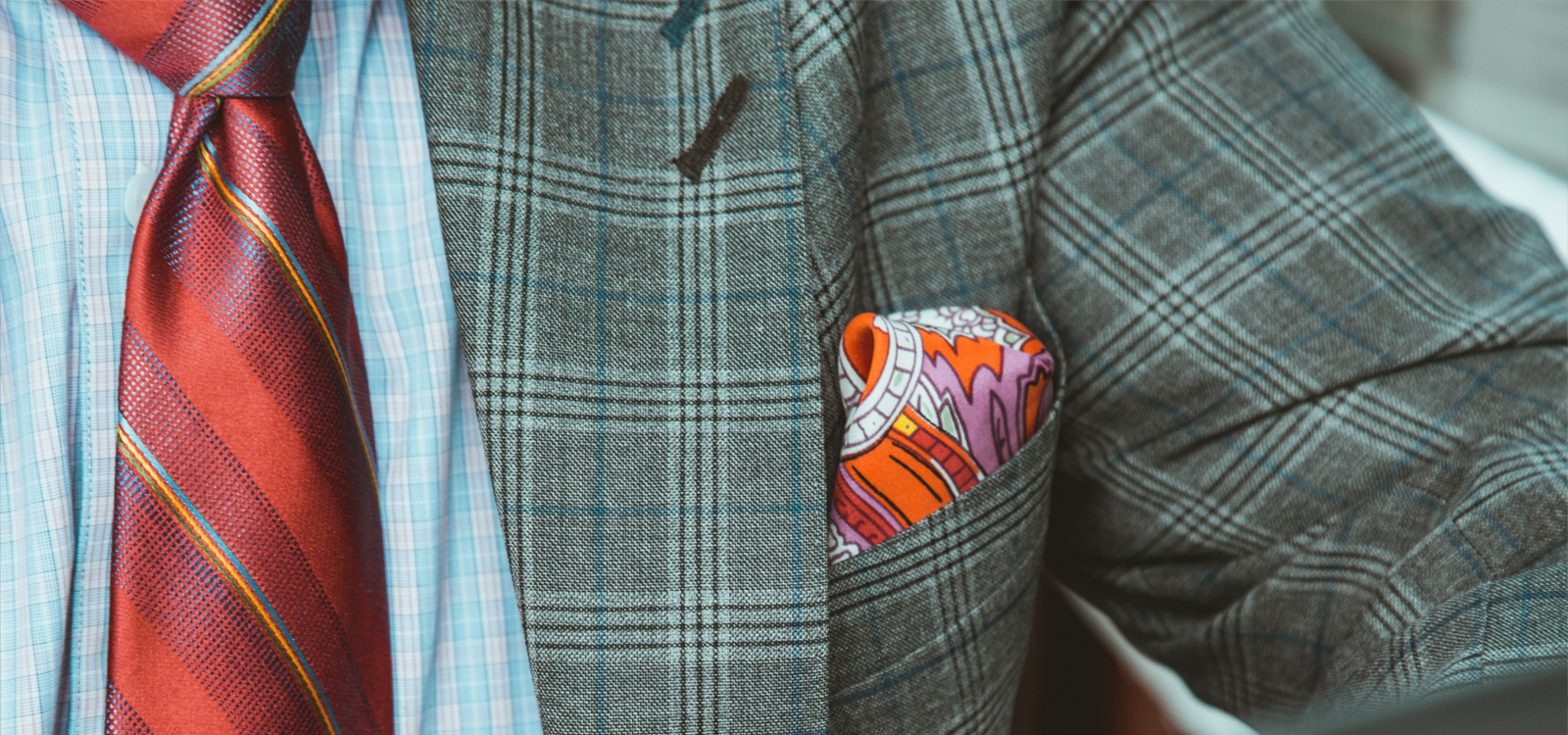How To Mix And Match Colors, Patterns, and Fabric Like A Pro