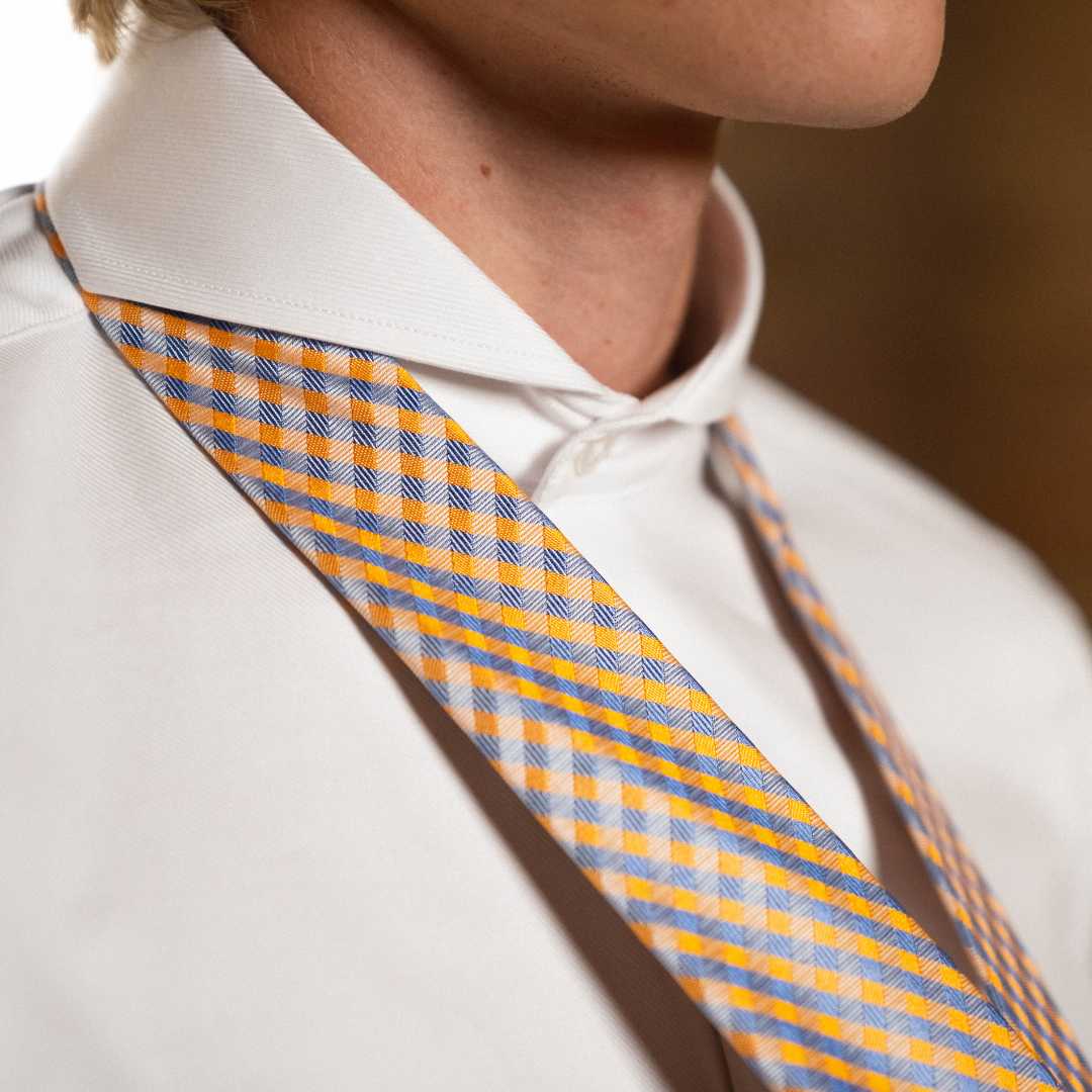 extreme cutaway collar white non-iron premium weave dress shirt for men close up