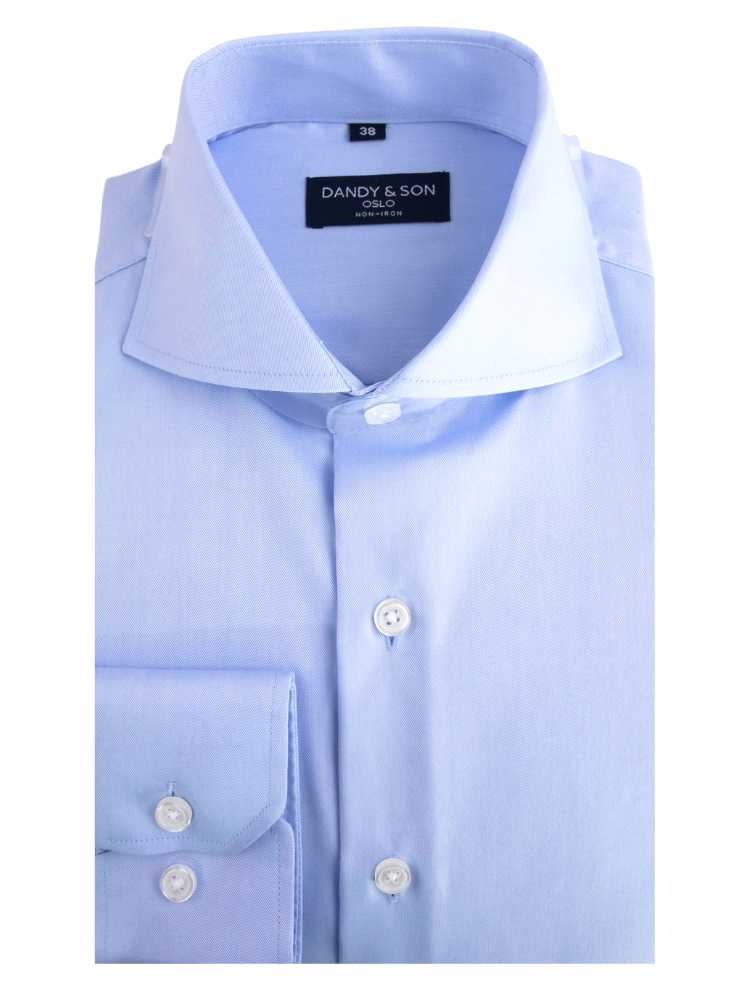 Dandy &amp; Son Cutaway Collar shirt in non-iron cotton blue flat lay