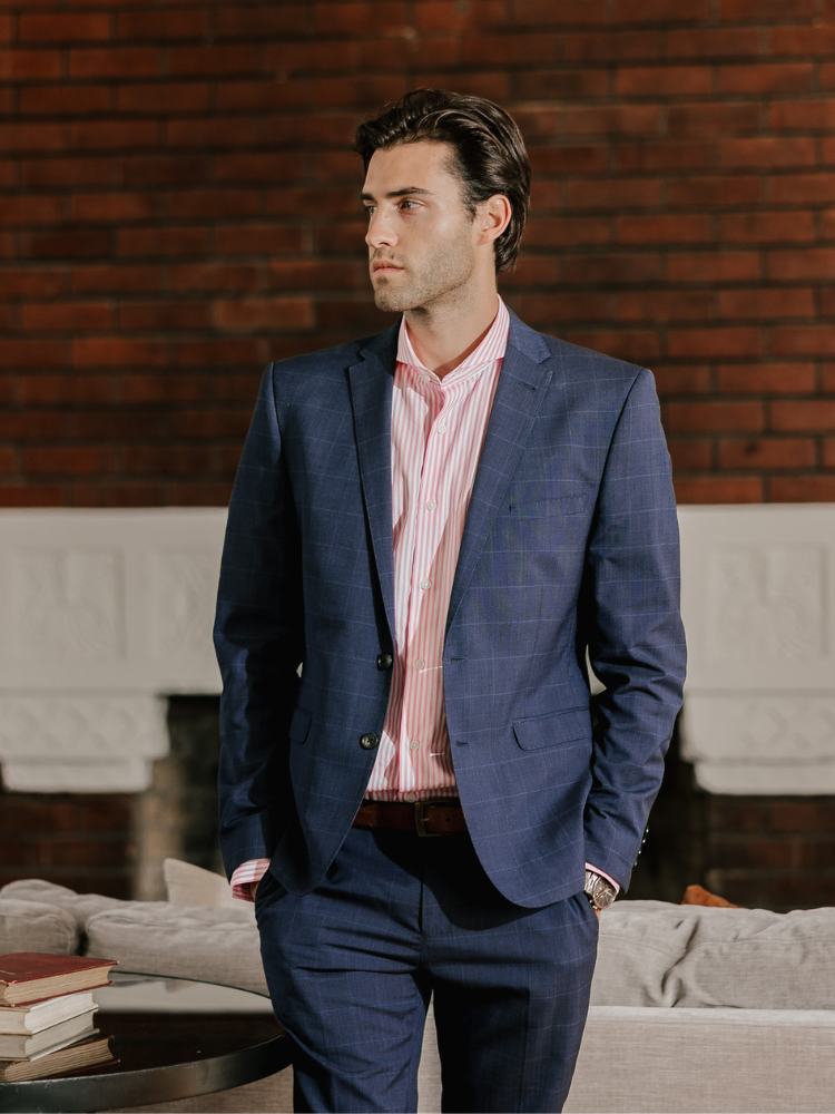 Dandy &amp; Son Extreme Cutaway collar shirt in big pink stripes close up of fabric