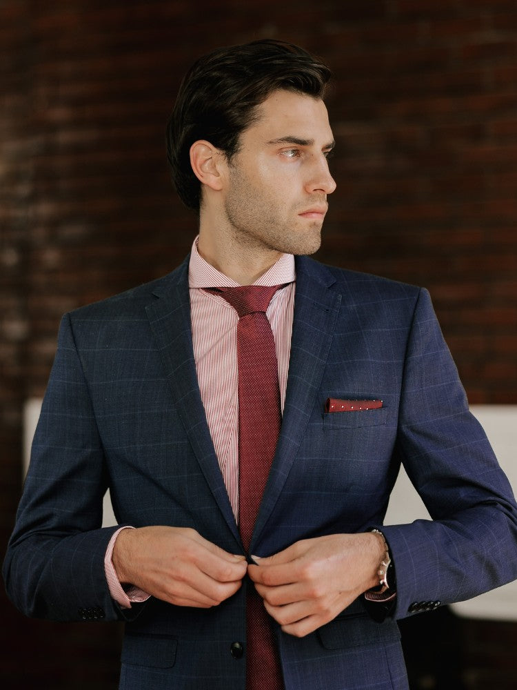Extreme Cutaway Collar Red Striped Shirt 44 / US 17.5 Extreme Cutaway Collar Red Striped Shirt 44 / US 17.5