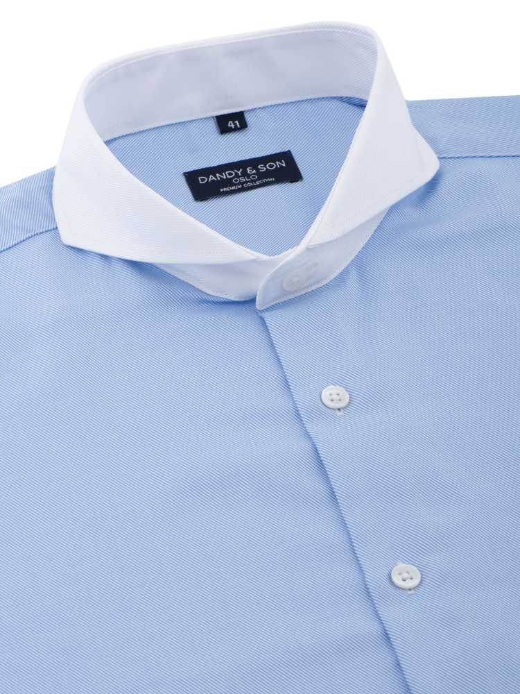 Dandy & Son Extreme Cutaway Collar shirt in blue with french cuffs premium flat lay