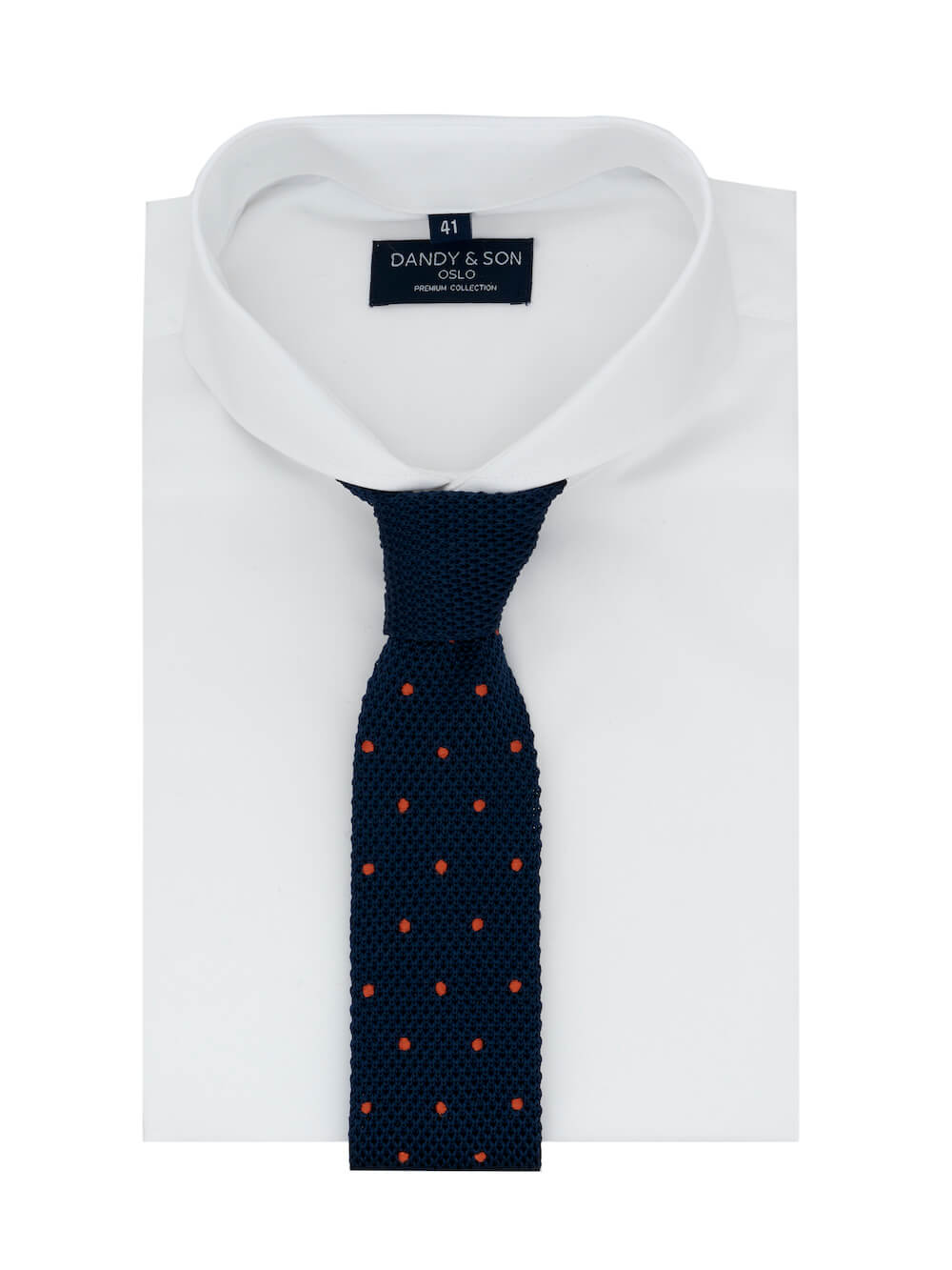 Dandy &amp; Son Extreme Cutaway shirt in white premium cotton flat lay with tie