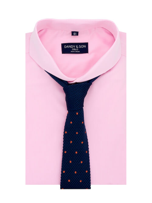 Dandy &amp; Son Extreme Cutaway shirt in pink non-iron flat lay with tie