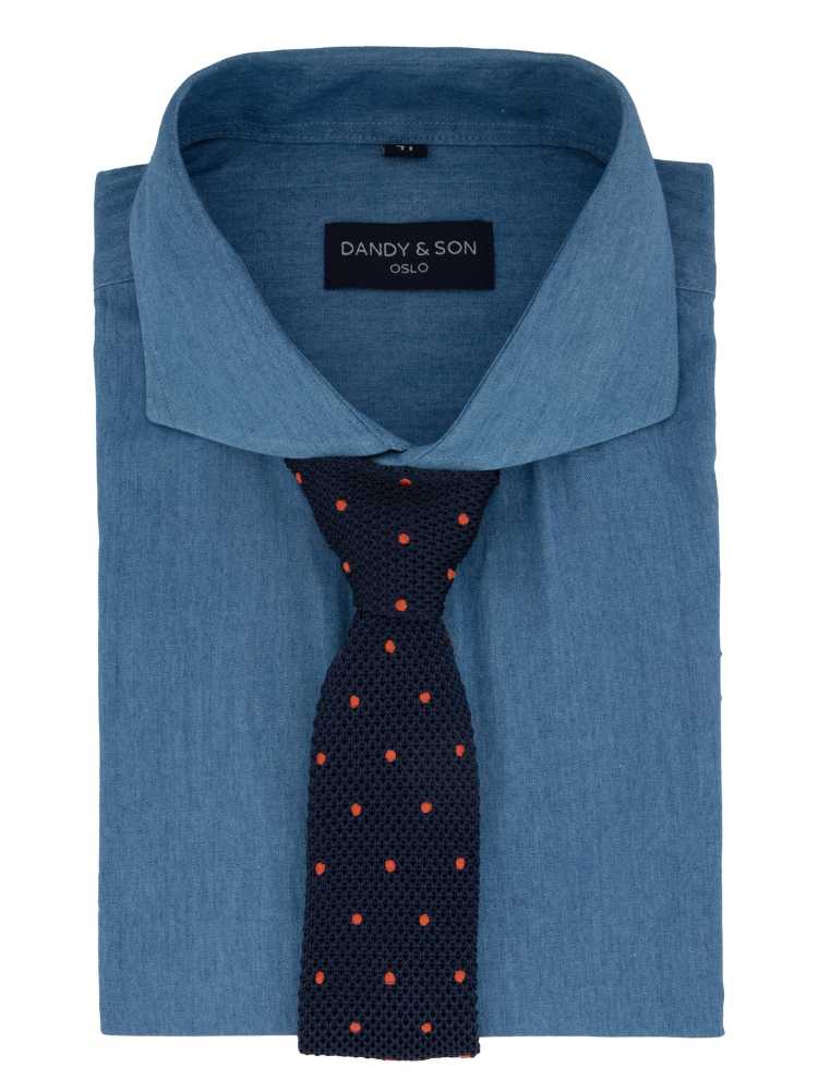 Dandy &amp; Son Cutaway Collar shirt in denim fabric light blue with tie