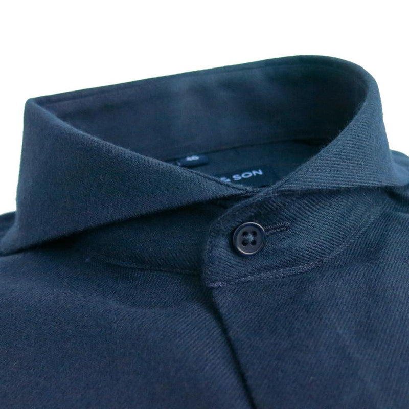 Dandy & Son Extreme Cutaway shirt in navy tencel fabric